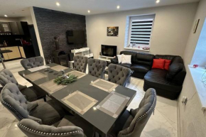 Stylish apartment house with jacuzzi and sauna